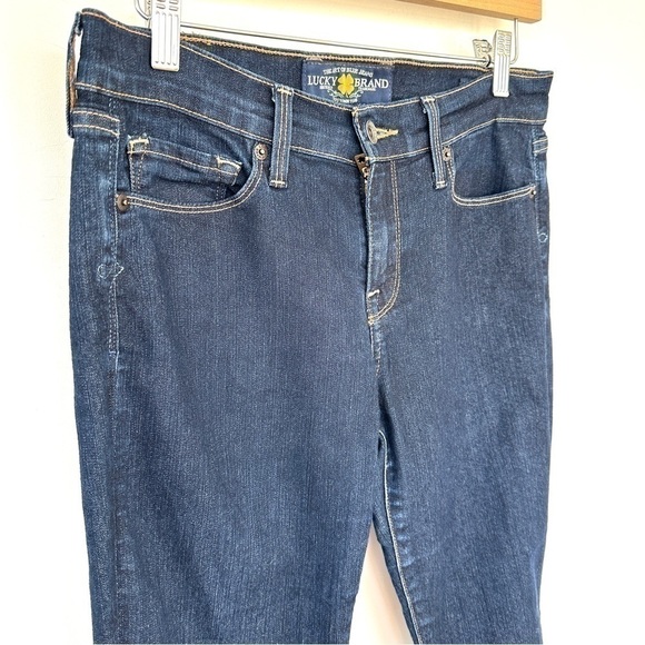 Lucky  Brand cropped jeans, Sofia Skinny, in a stretch denim - Picture 3 of 15